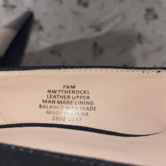 Nine West Pointed Toe Heels - Picture 5 of 5